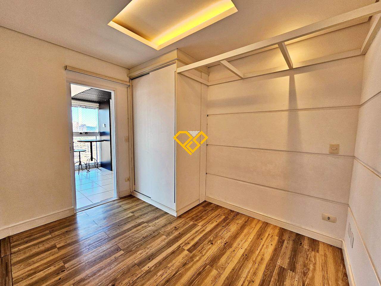 Apartamento à venda no Embaré: Dormitório 2