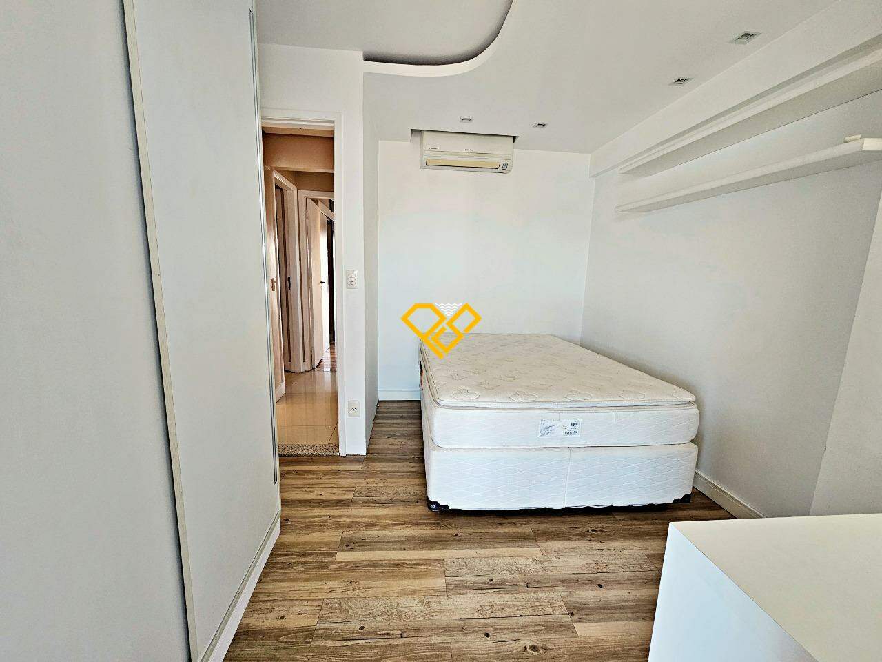 Apartamento à venda no Embaré: Dormitório 3