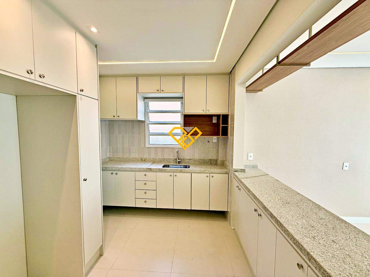 Apartamento à venda no Boqueirão: Cozinha