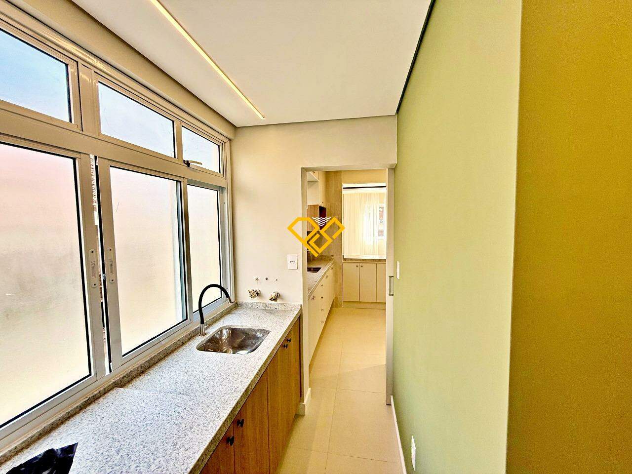 Apartamento à venda no Boqueirão: Área de serviço