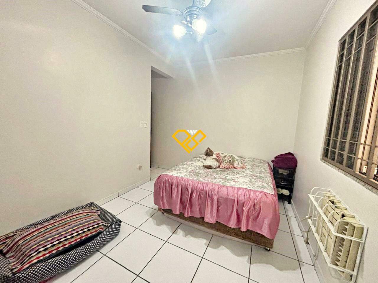Sobreposta Baixa à venda no Embaré: Dormitório 1 - suíte