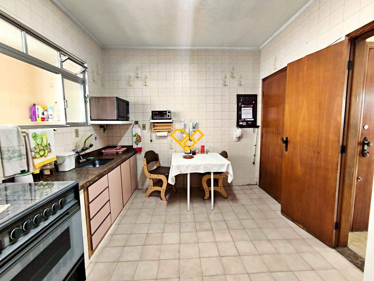Apartamento à venda no Ponta da Praia: Cozinha