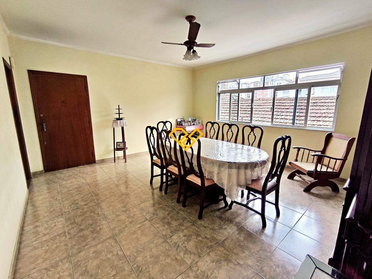 Apartamento à venda no Ponta da Praia: Sala
