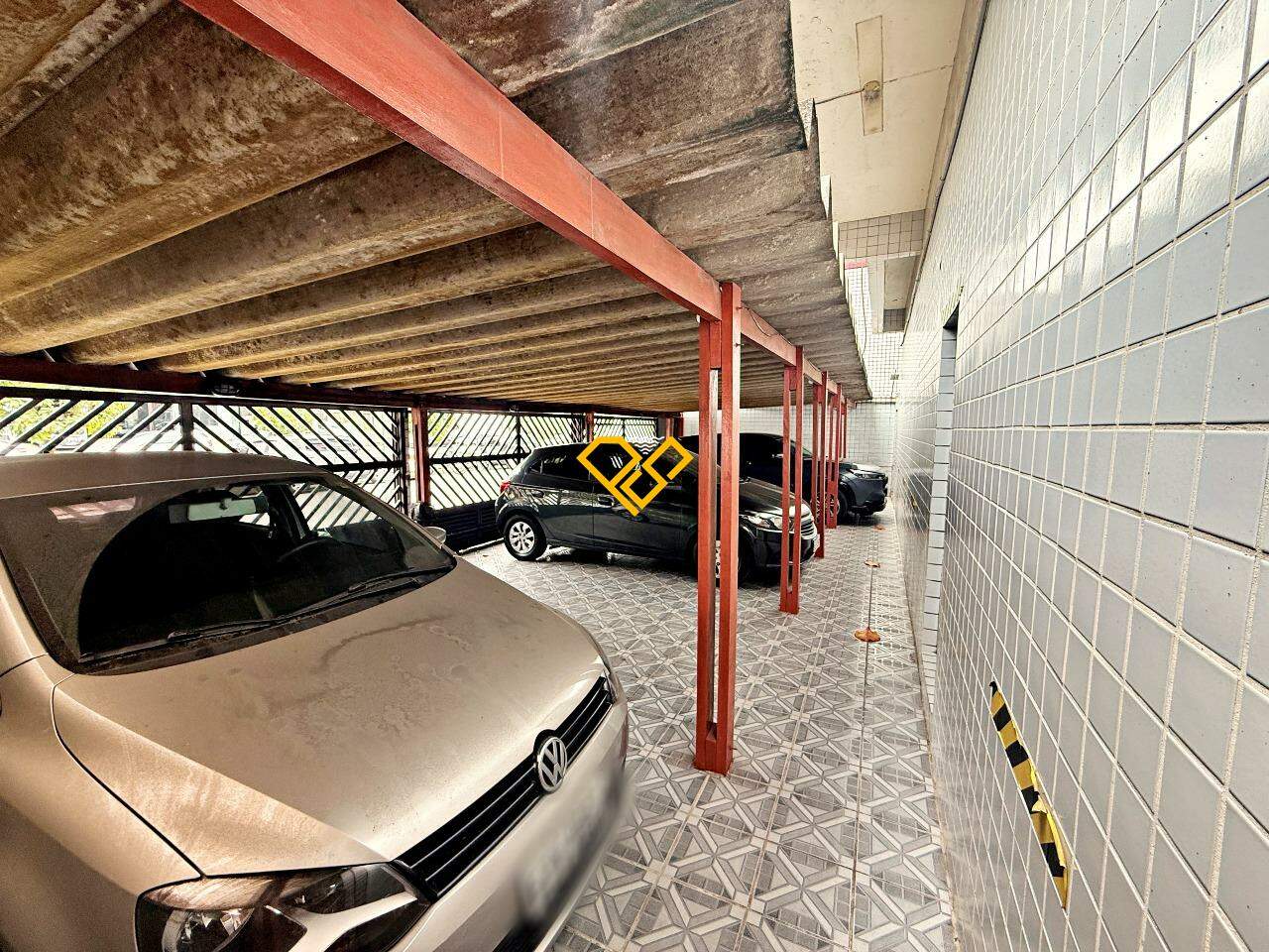 Apartamento à venda no Vila Mathias: Garagem