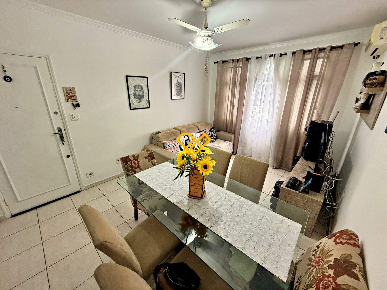 Apartamento à venda no Vila Mathias: Sala