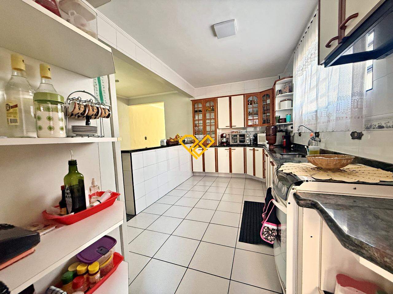 Sobreposta Alta à venda no Marapé: Cozinha