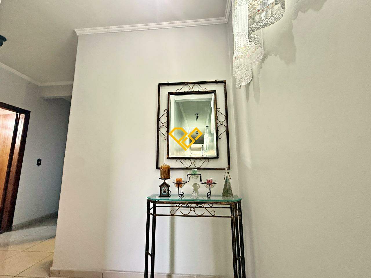 Sobreposta Alta à venda no Marapé: Hall da área íntima