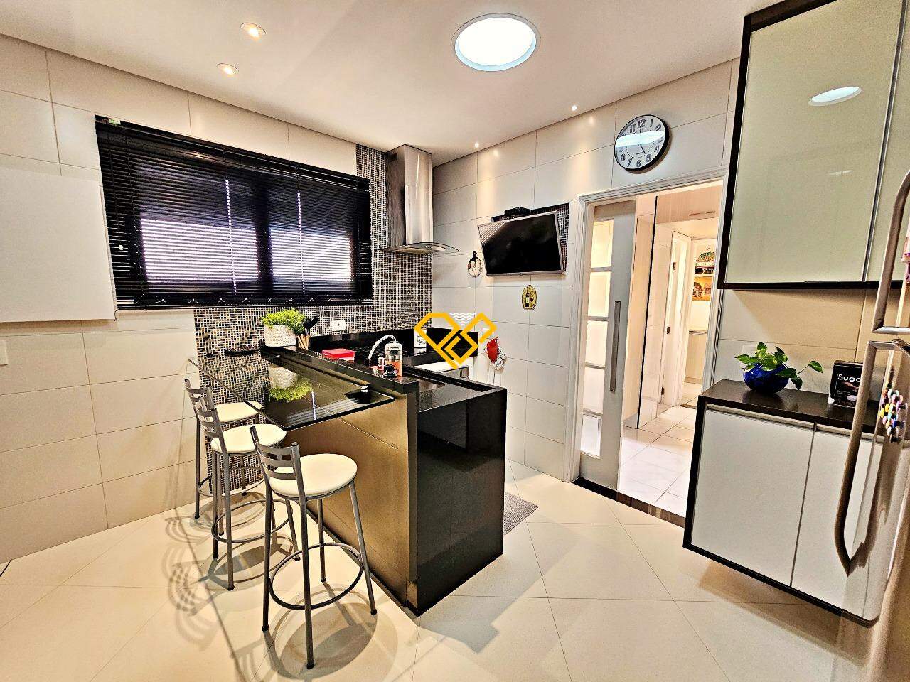 Apartamento à venda no Embaré: Cozinha