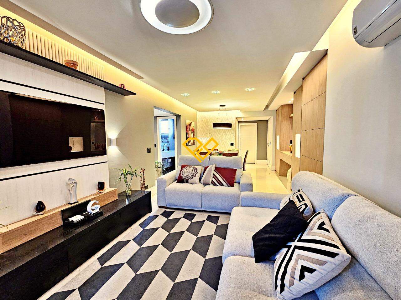 Apartamento à venda no Embaré: Sala