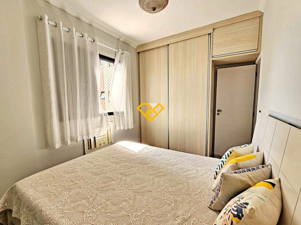 Apartamento à venda no Embaré: Dormitório 3