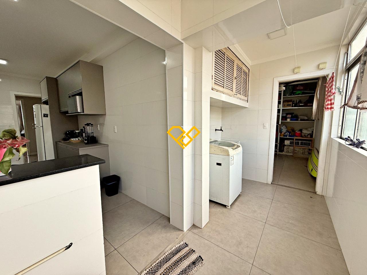 Apartamento para aluguel no Gonzaga: Área de serviço