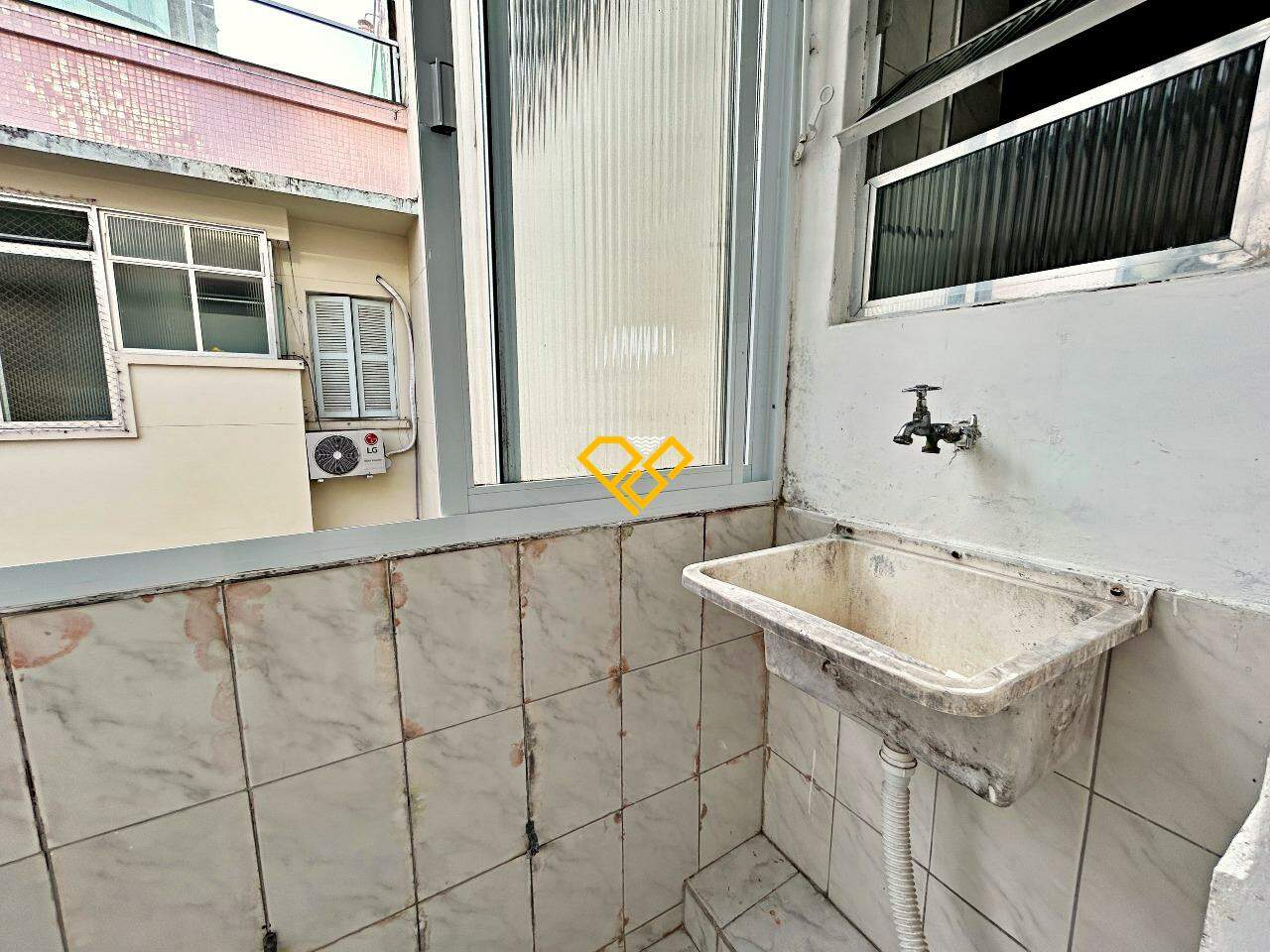 Apartamento à venda no Boqueirão: Área de serviço