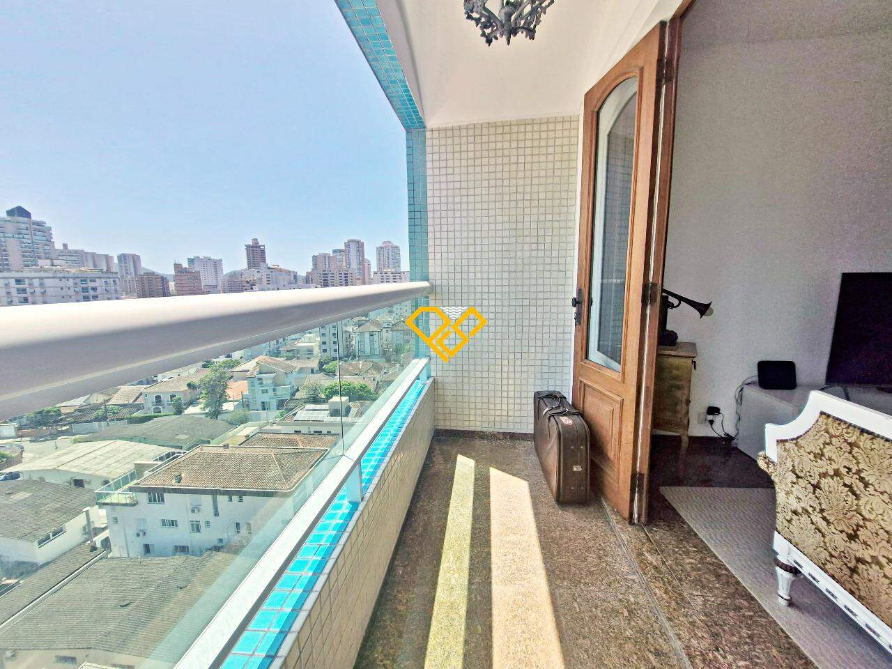 Cobertura à venda no Ponta da Praia: Varanda da sala