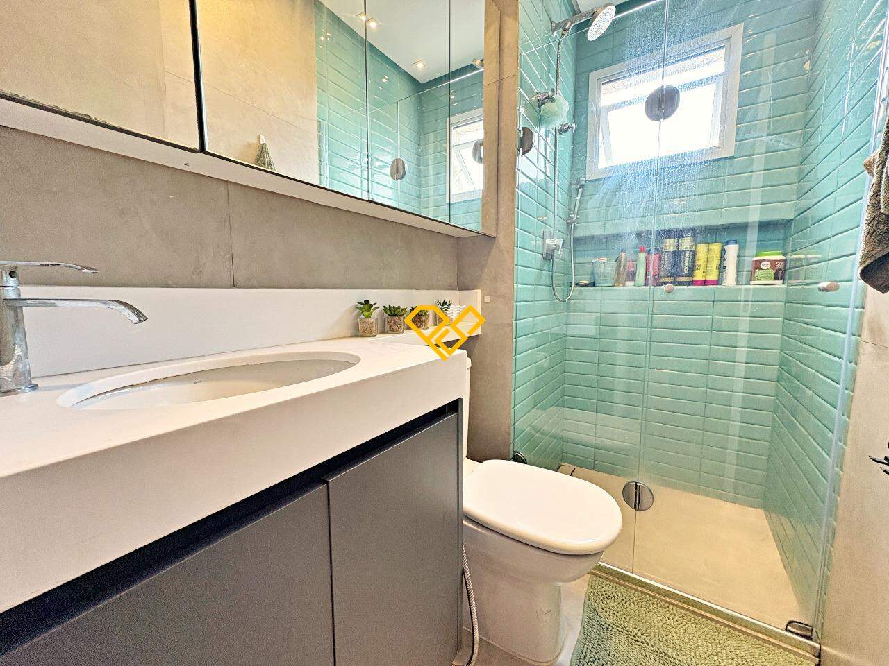 Apartamento à venda no José Menino: Wc social