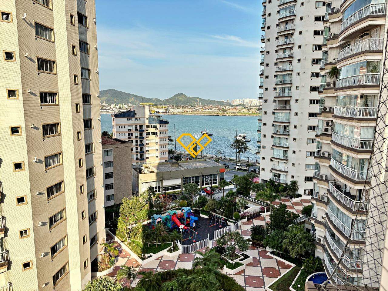 Apartamento à venda no Ponta da Praia: Vista