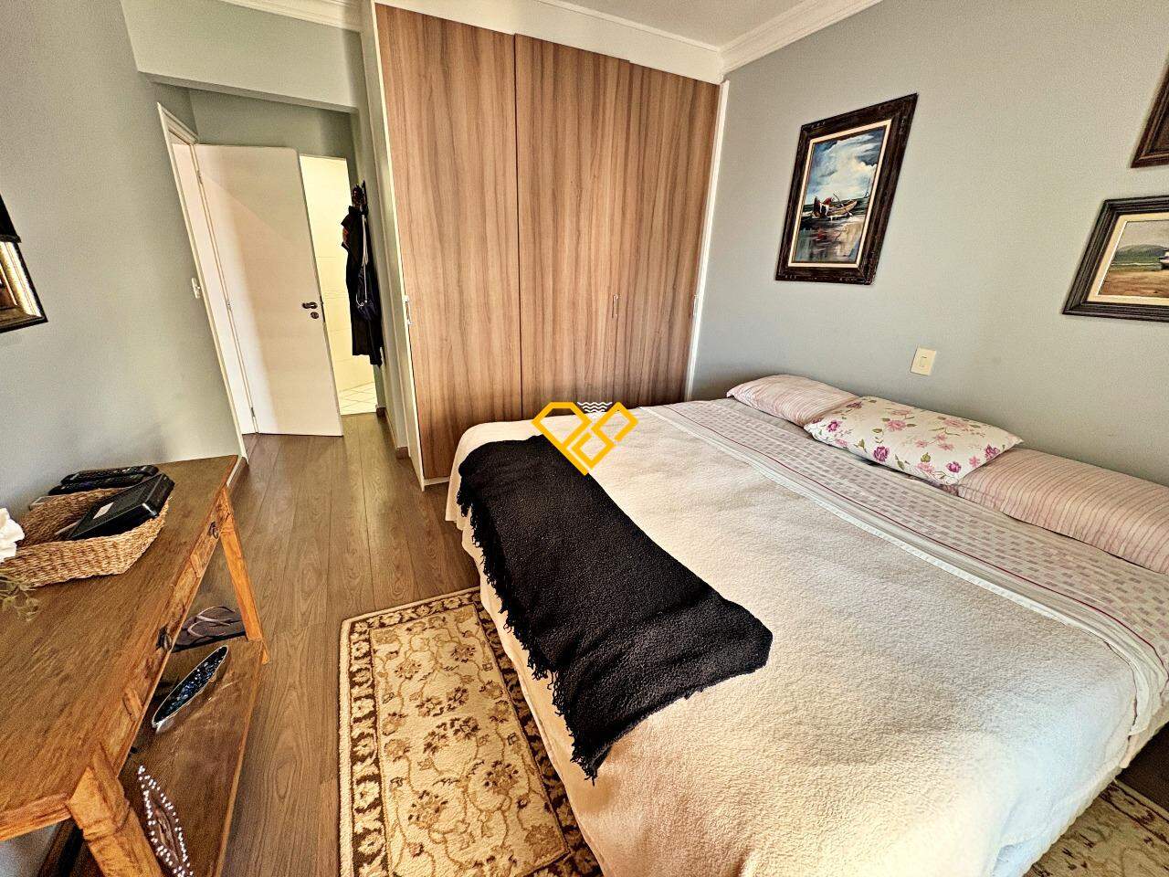 Apartamento à venda no Ponta da Praia: Suíte 2
