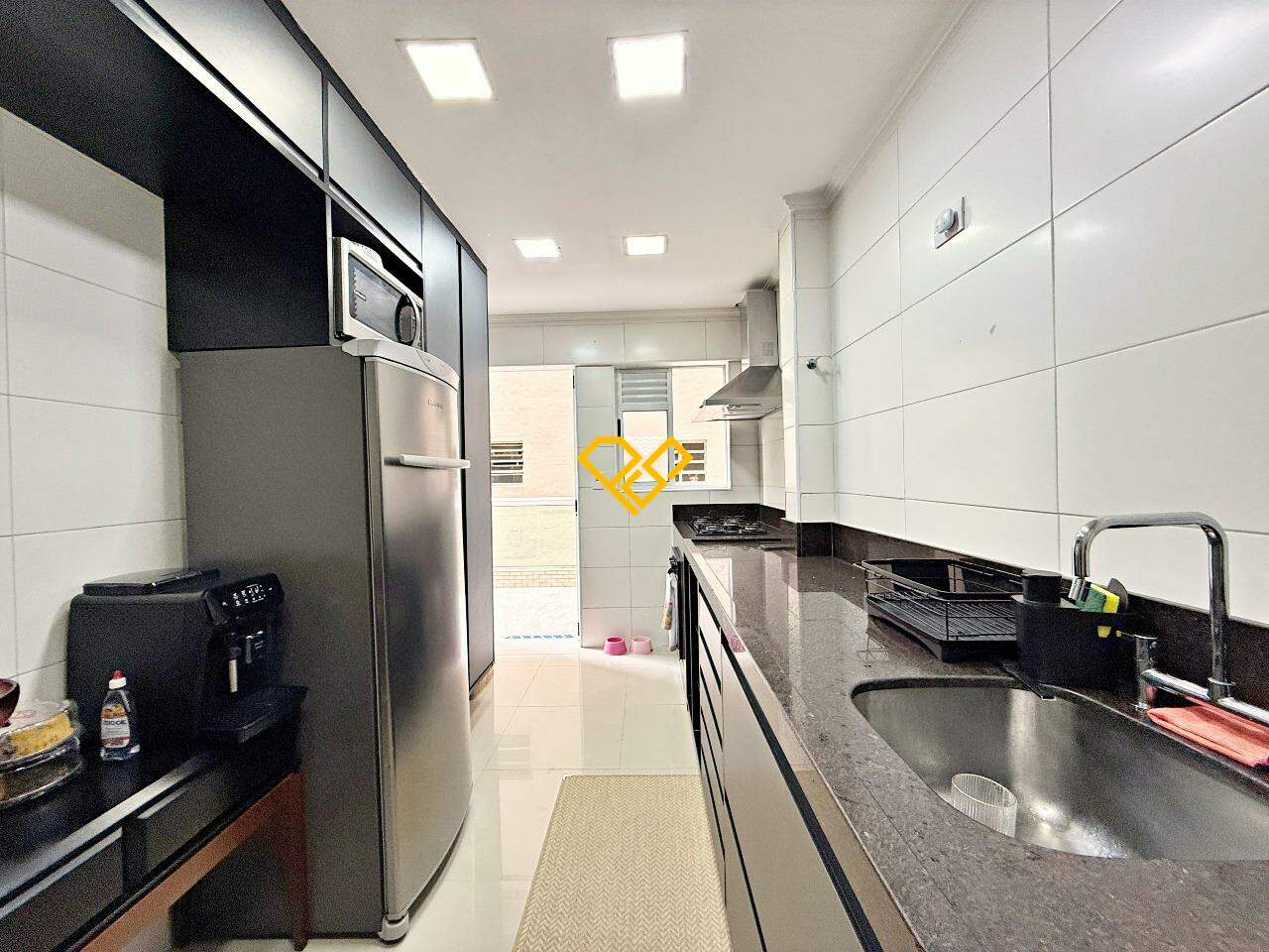 Garden à venda no Gonzaga: Cozinha