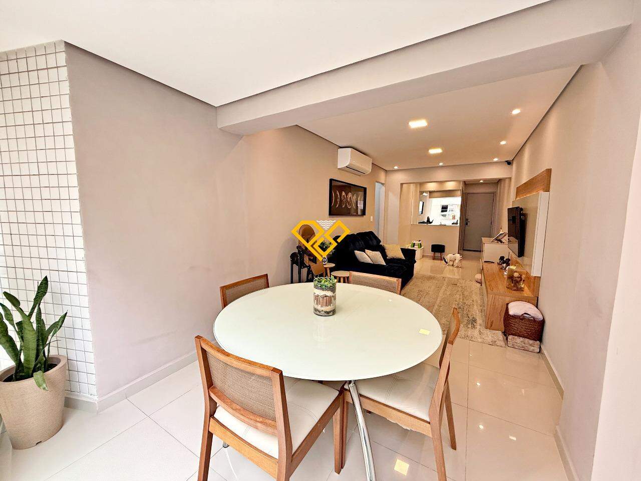 Garden à venda no Gonzaga: Sala