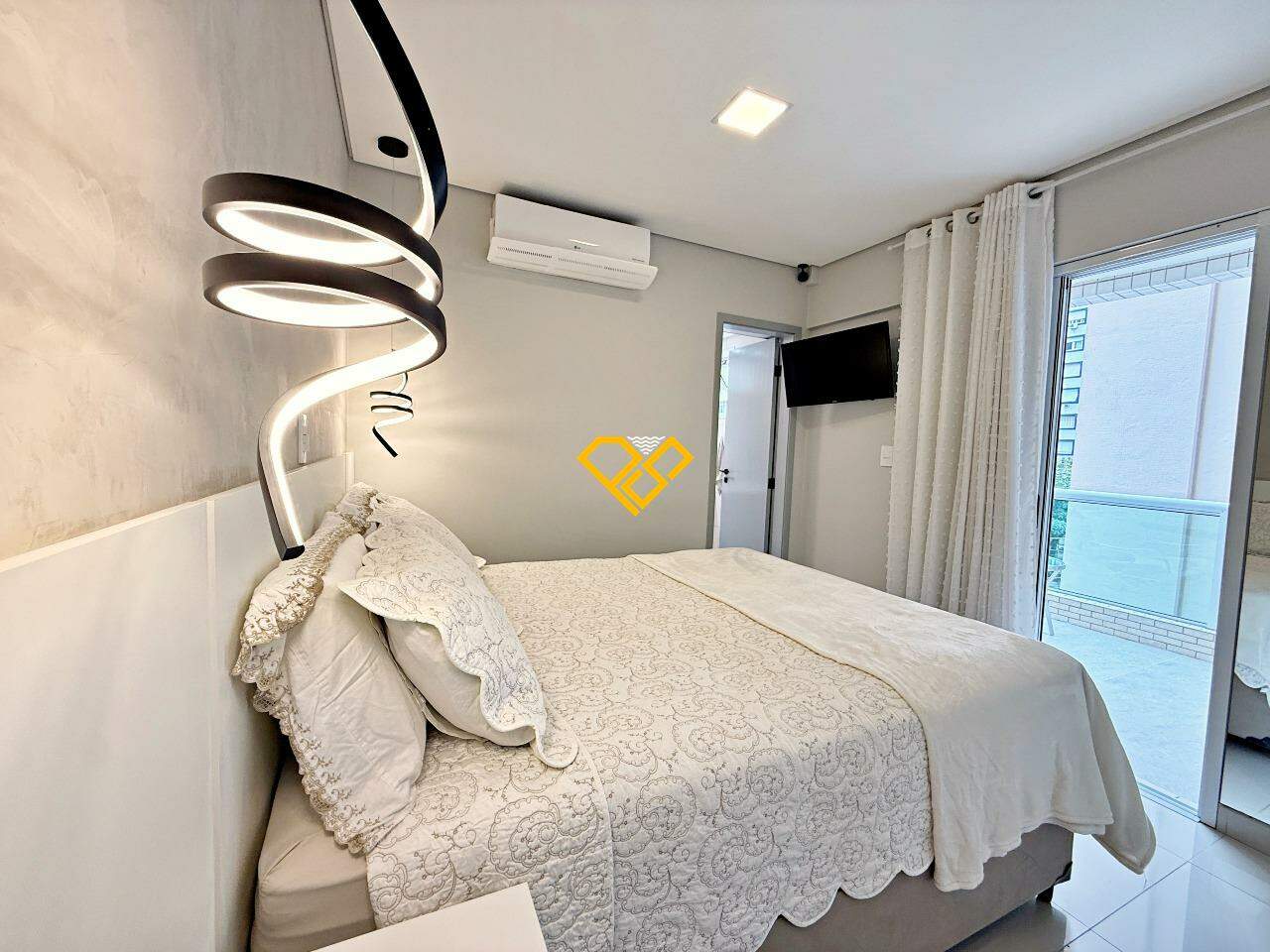 Garden à venda no Gonzaga: Suíte 1