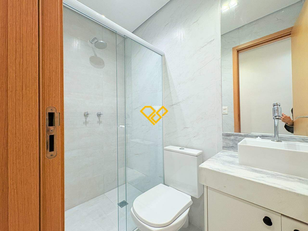 Apartamento para aluguel no Ponta da Praia: Wc social