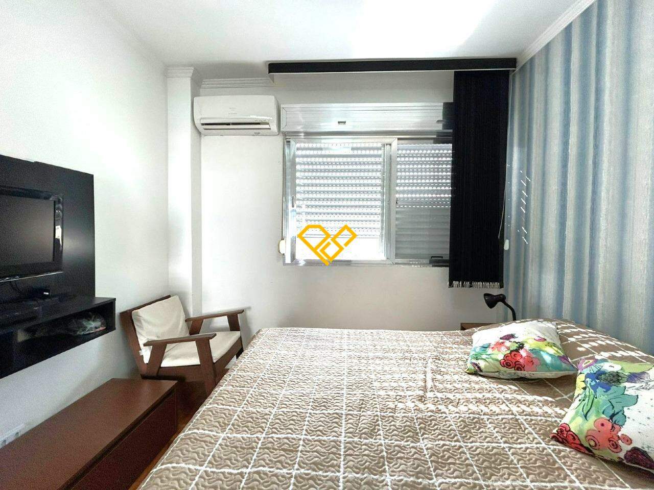 Apartamento à venda no Embaré: Dormitório 1