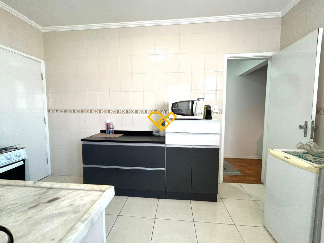Apartamento à venda no Embaré: Cozinha