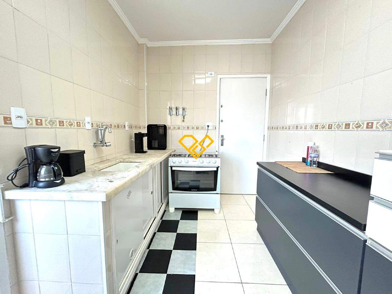 Apartamento à venda no Embaré: Cozinha