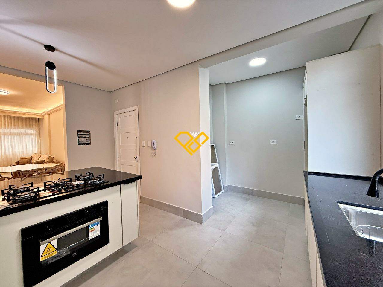 Apartamento à venda no Gonzaga: Cozinha