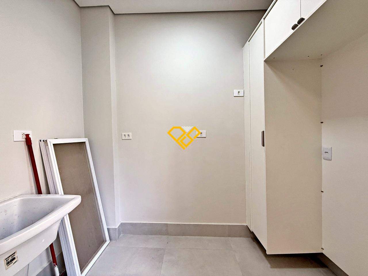 Apartamento à venda no Gonzaga: Área de serviço