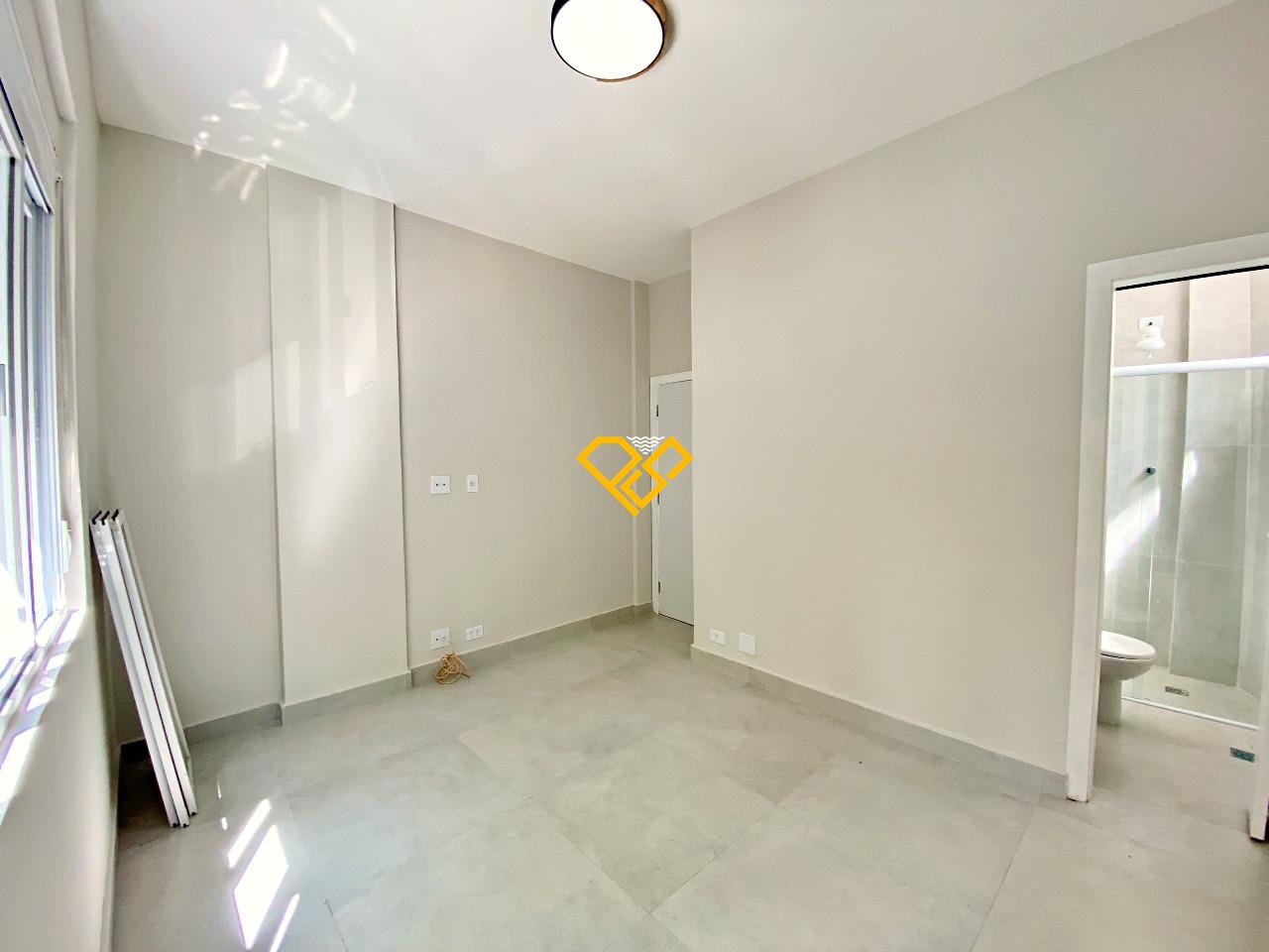 Apartamento à venda no Gonzaga: Dormitório 1 - suíte