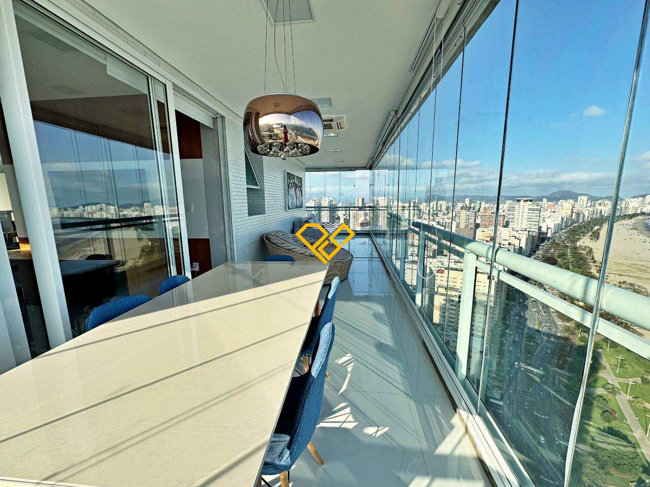 Apartamento à venda no Pompéia: Varanda