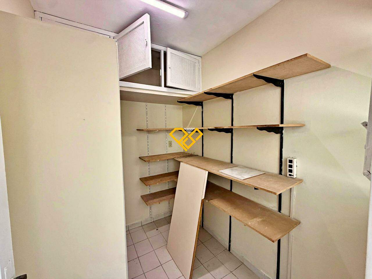 Apartamento para aluguel no Boqueirão: Dependência