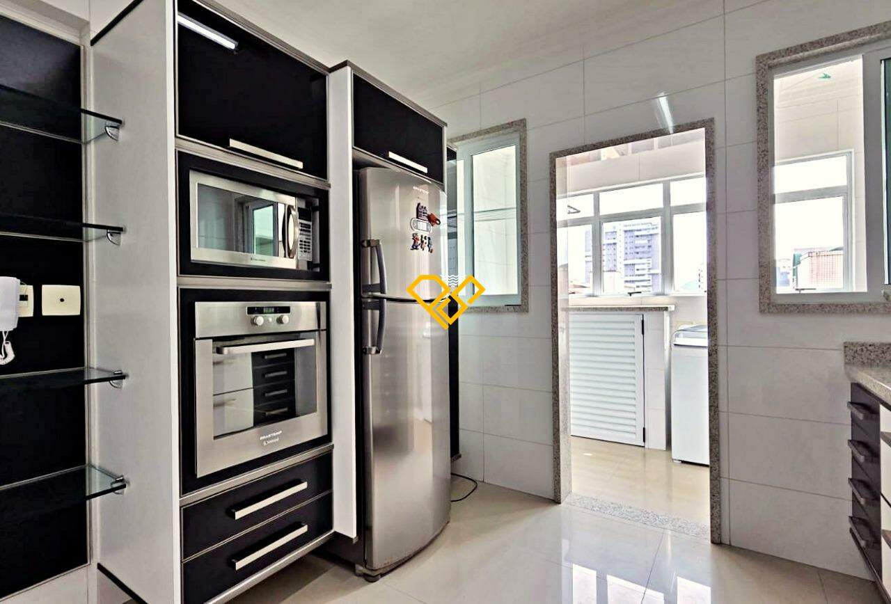 Apartamento à venda no Gonzaga: Cozinha