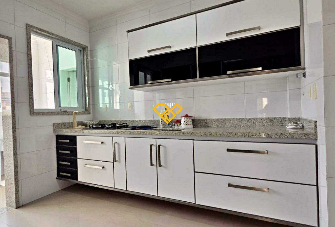 Apartamento à venda no Gonzaga: Cozinha