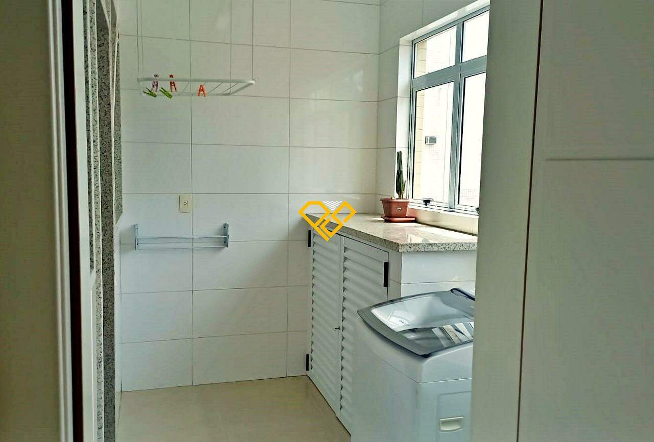 Apartamento à venda no Gonzaga: Área de serviço