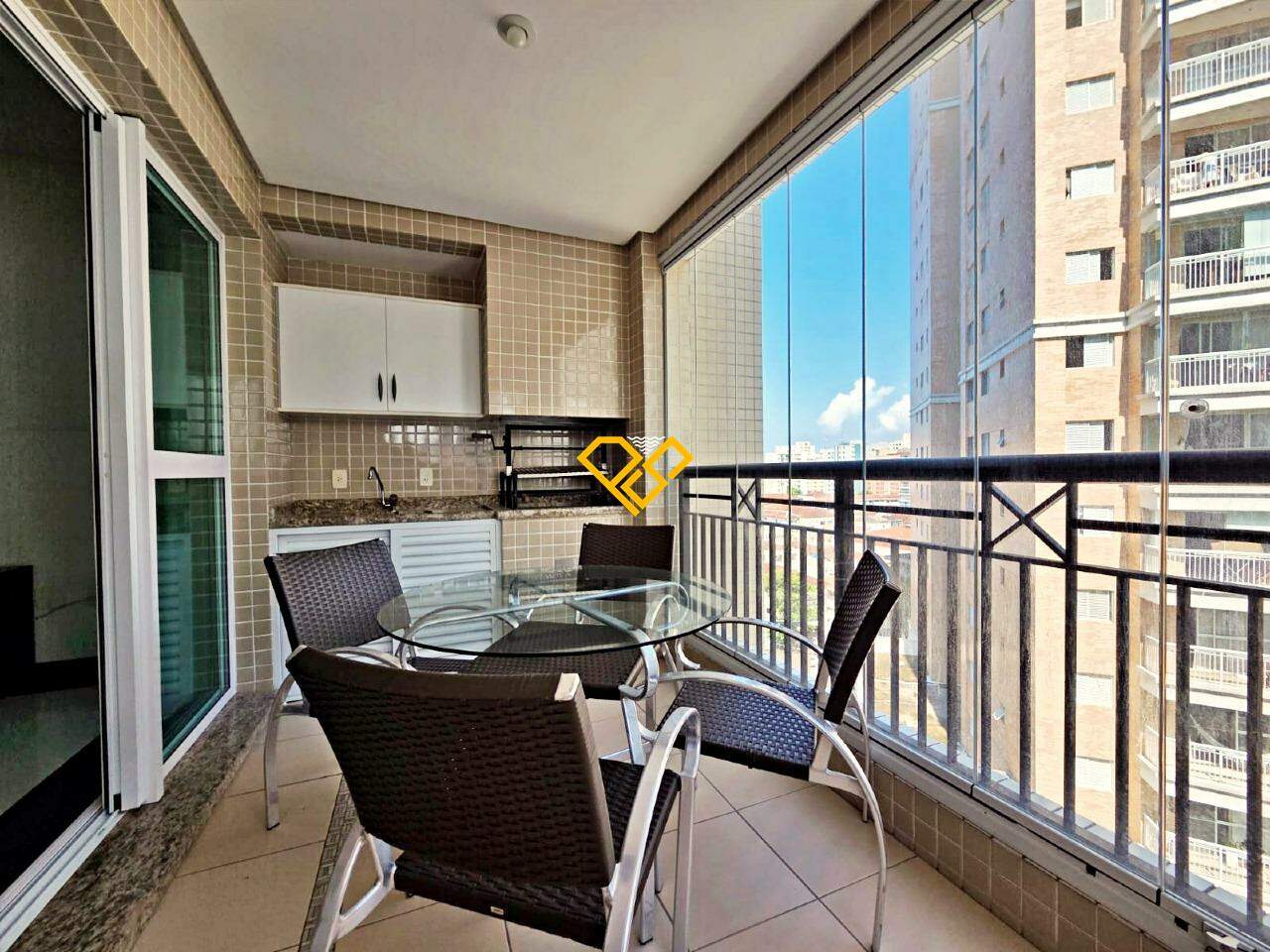 Apartamento à venda no Gonzaga: Varanda