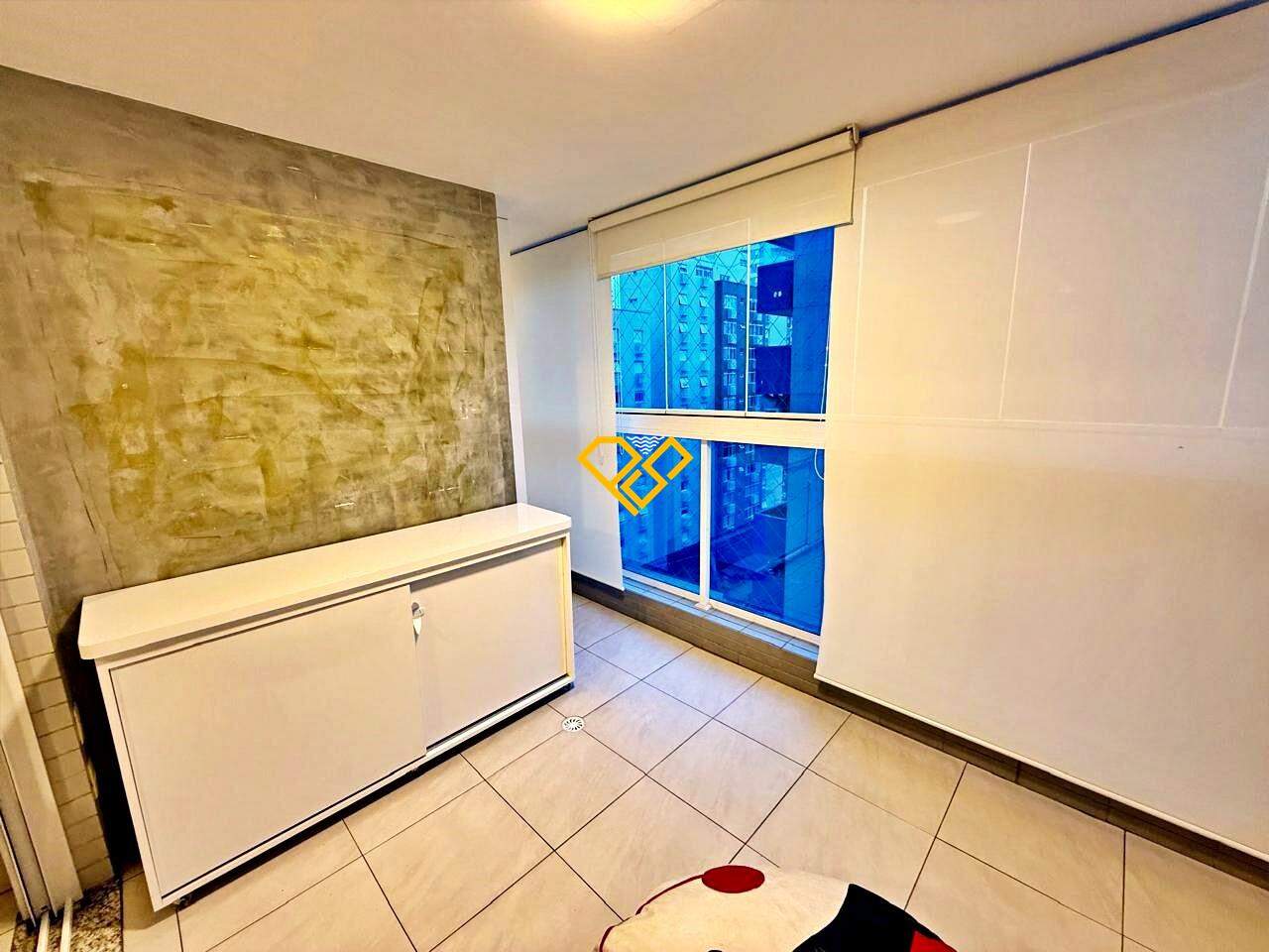 Apartamento à venda no Gonzaga: Varanda