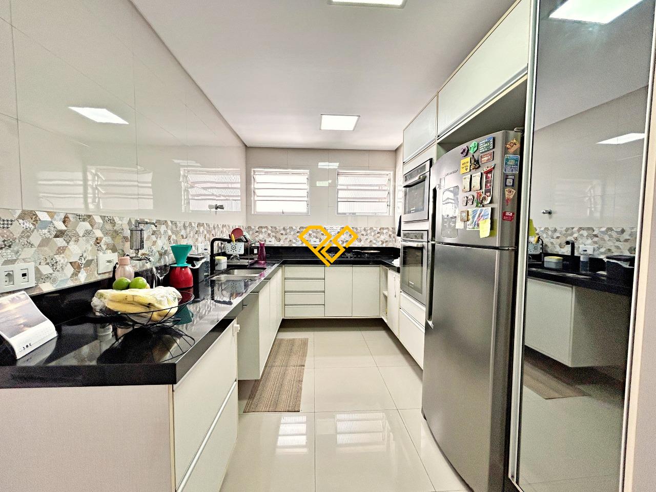 Apartamento à venda no Gonzaga: Cozinha