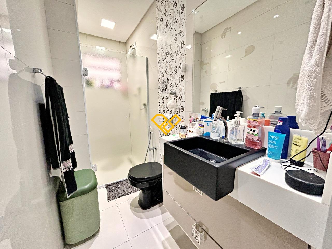 Apartamento à venda no Gonzaga: Wc social