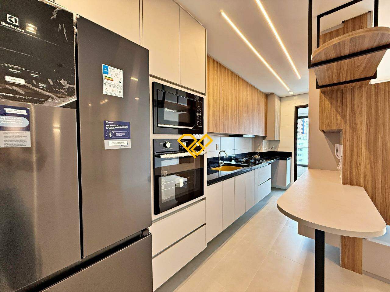 Apartamento à venda no Gonzaga: Cozinha