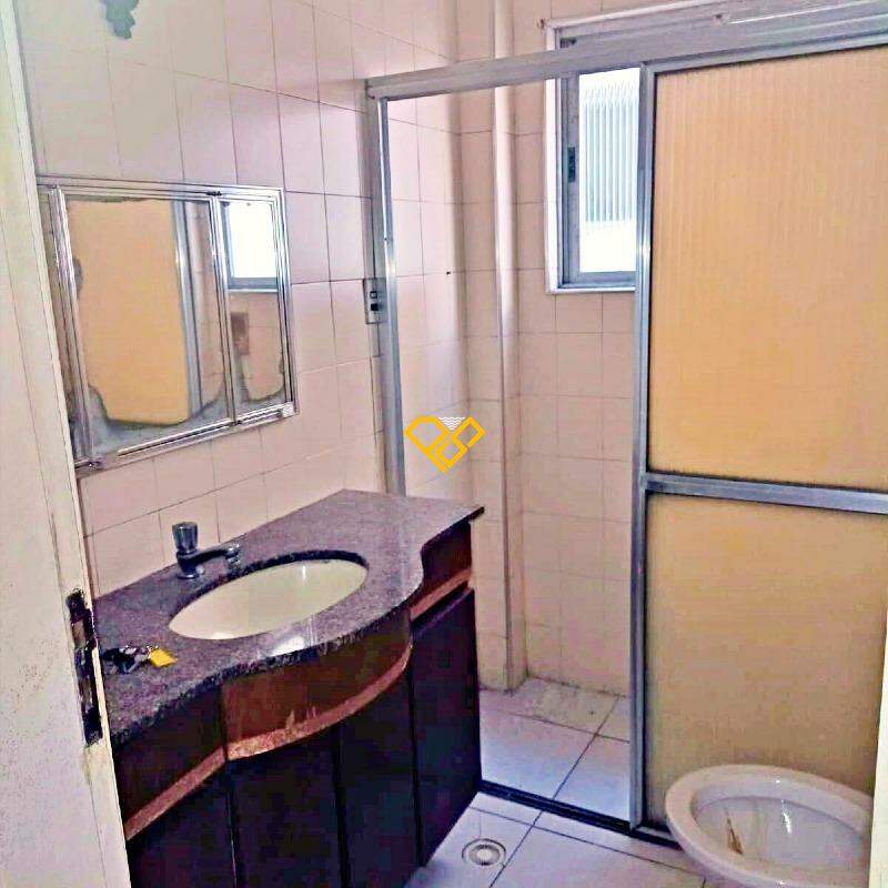 Apartamento à venda no Embaré: Wc social