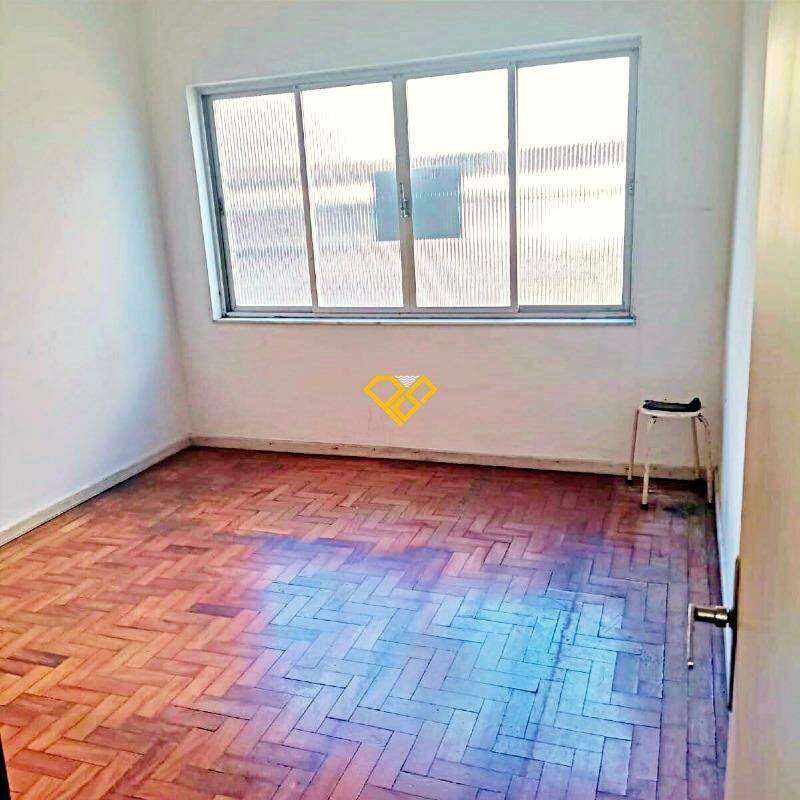 Apartamento à venda no Embaré: Dormitório