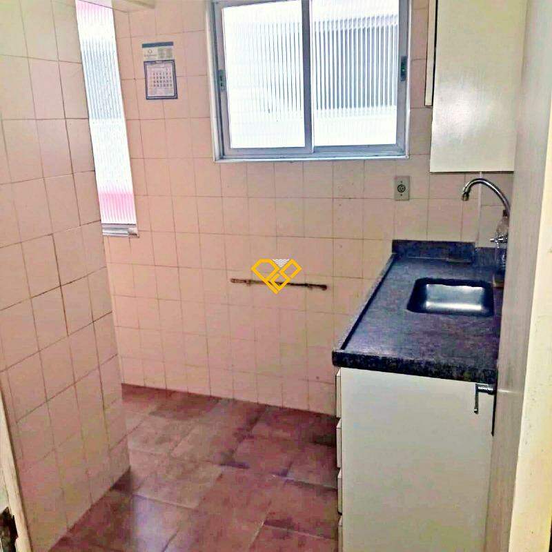 Apartamento à venda no Embaré: Cozinha