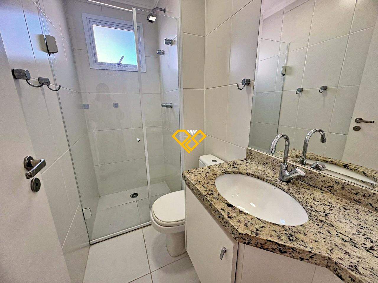 Apartamento à venda no José Menino: Wc suíte