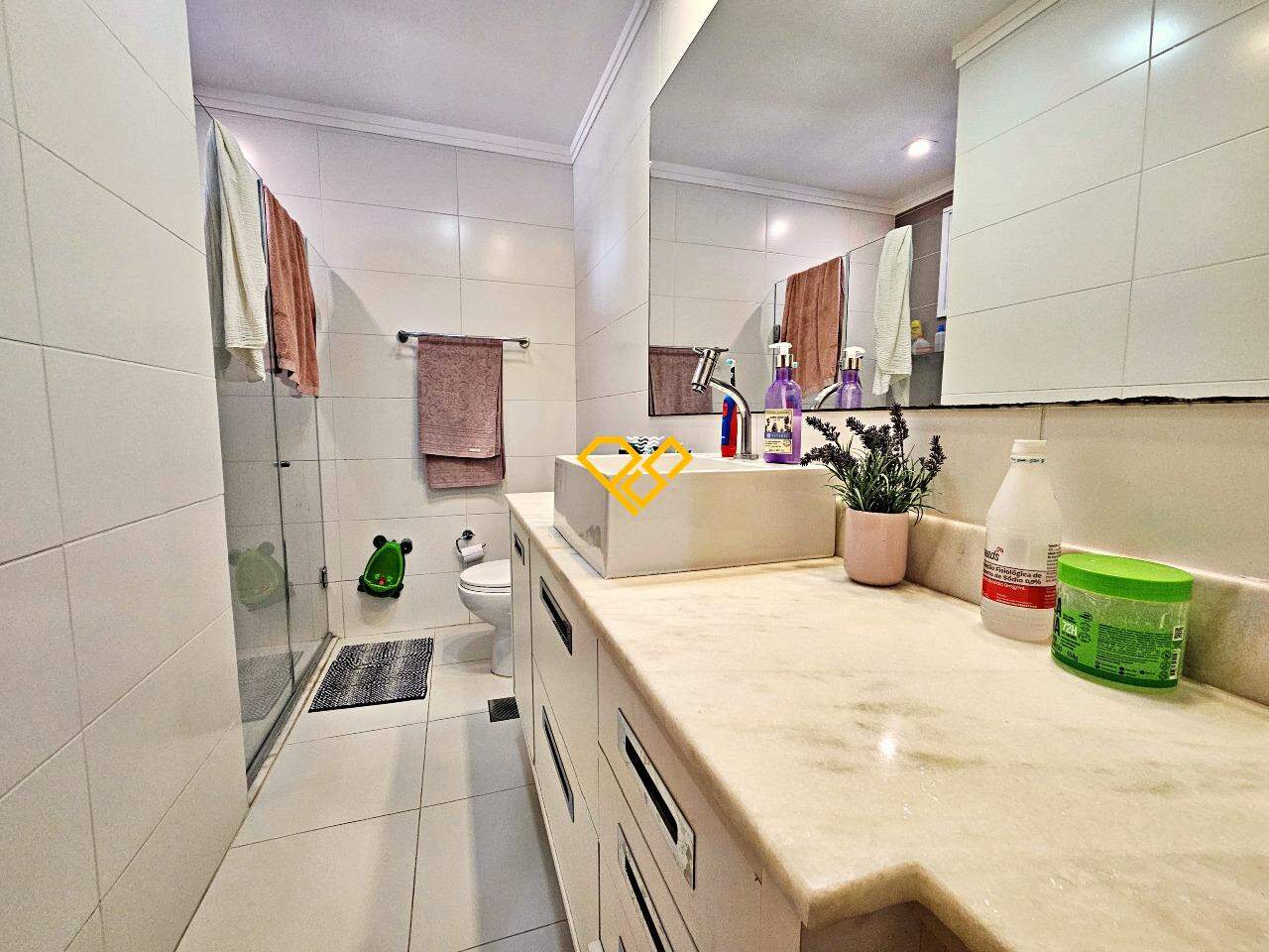 Apartamento à venda no Aparecida: Wc suíte 1