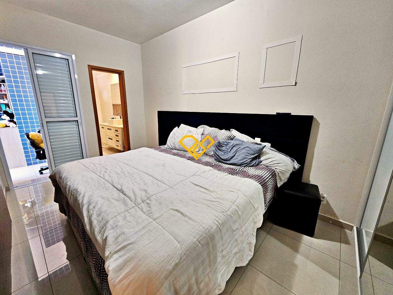 Apartamento à venda no Aparecida: Suíte 1