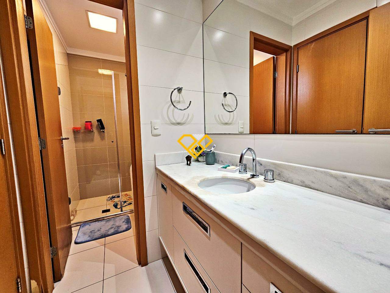 Apartamento à venda no Aparecida: Wc suíte americana 2 e 3