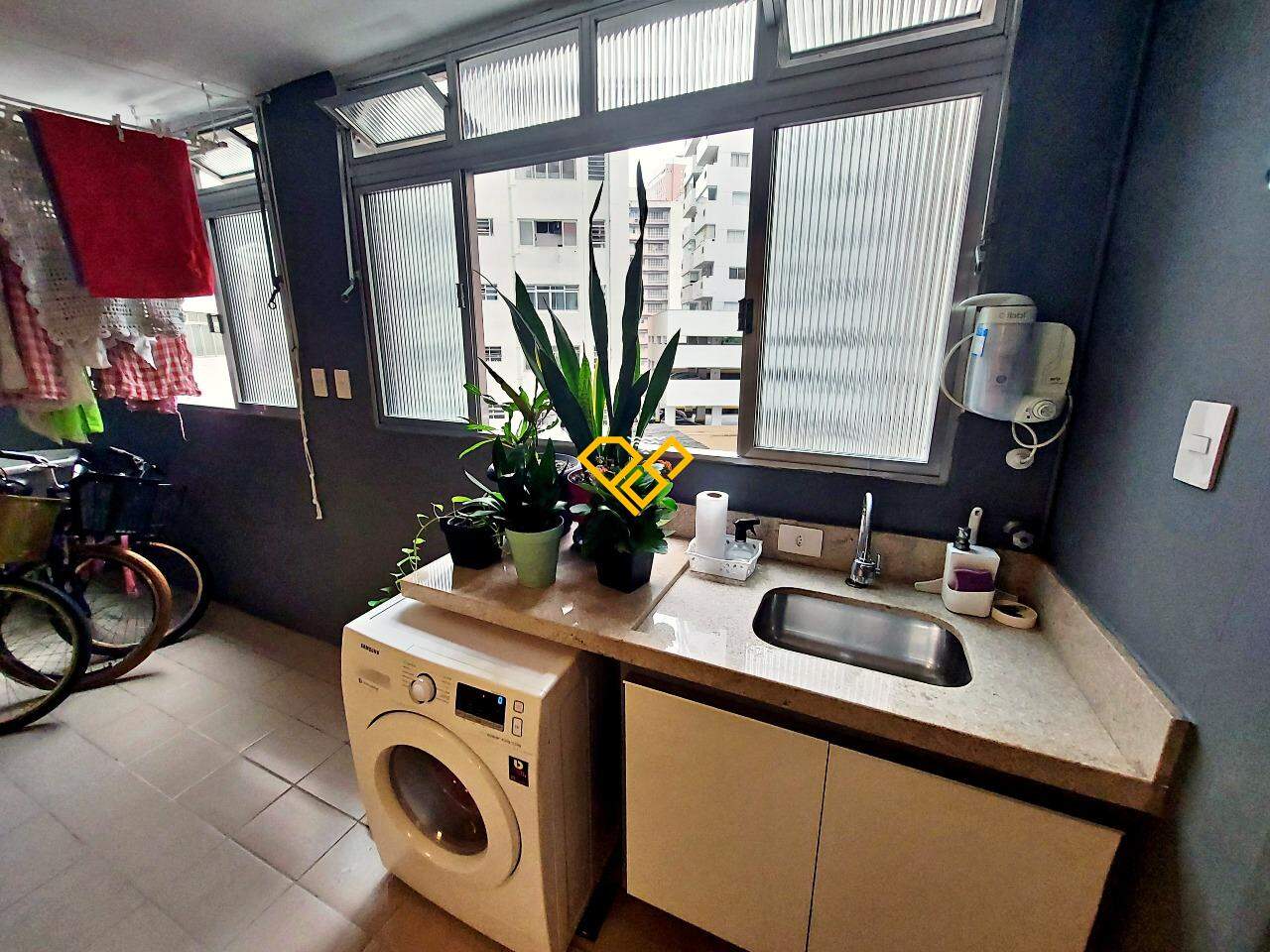 Apartamento à venda no Gonzaga: Área de serviço