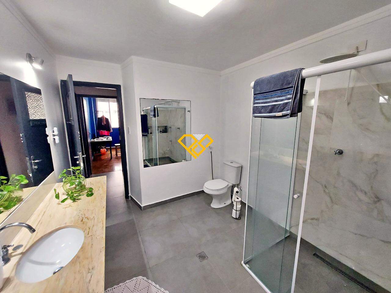 Apartamento à venda no Gonzaga: Wc social