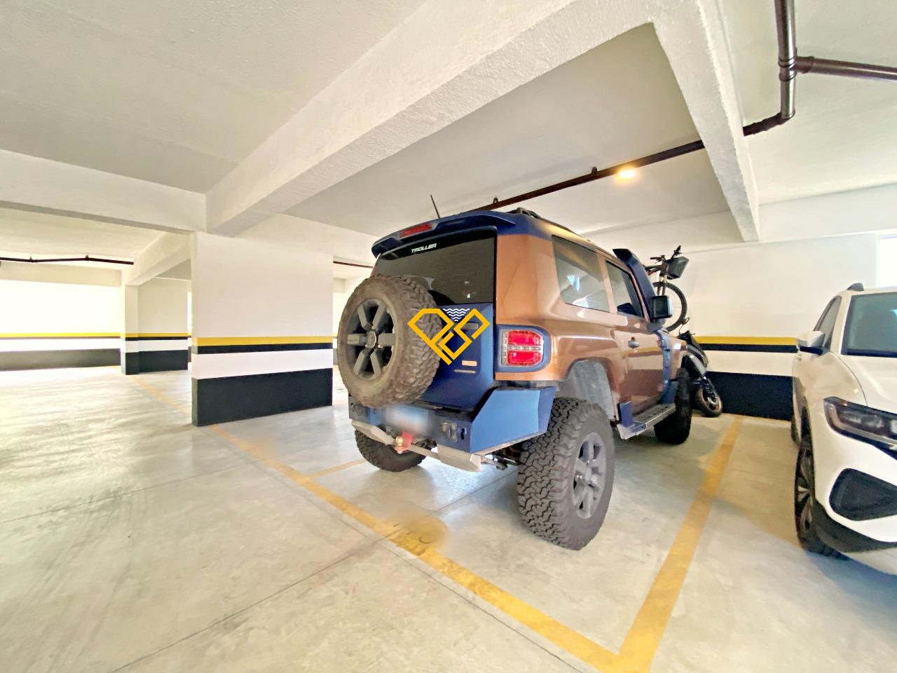 Apartamento à venda no Boqueirão: Garagem